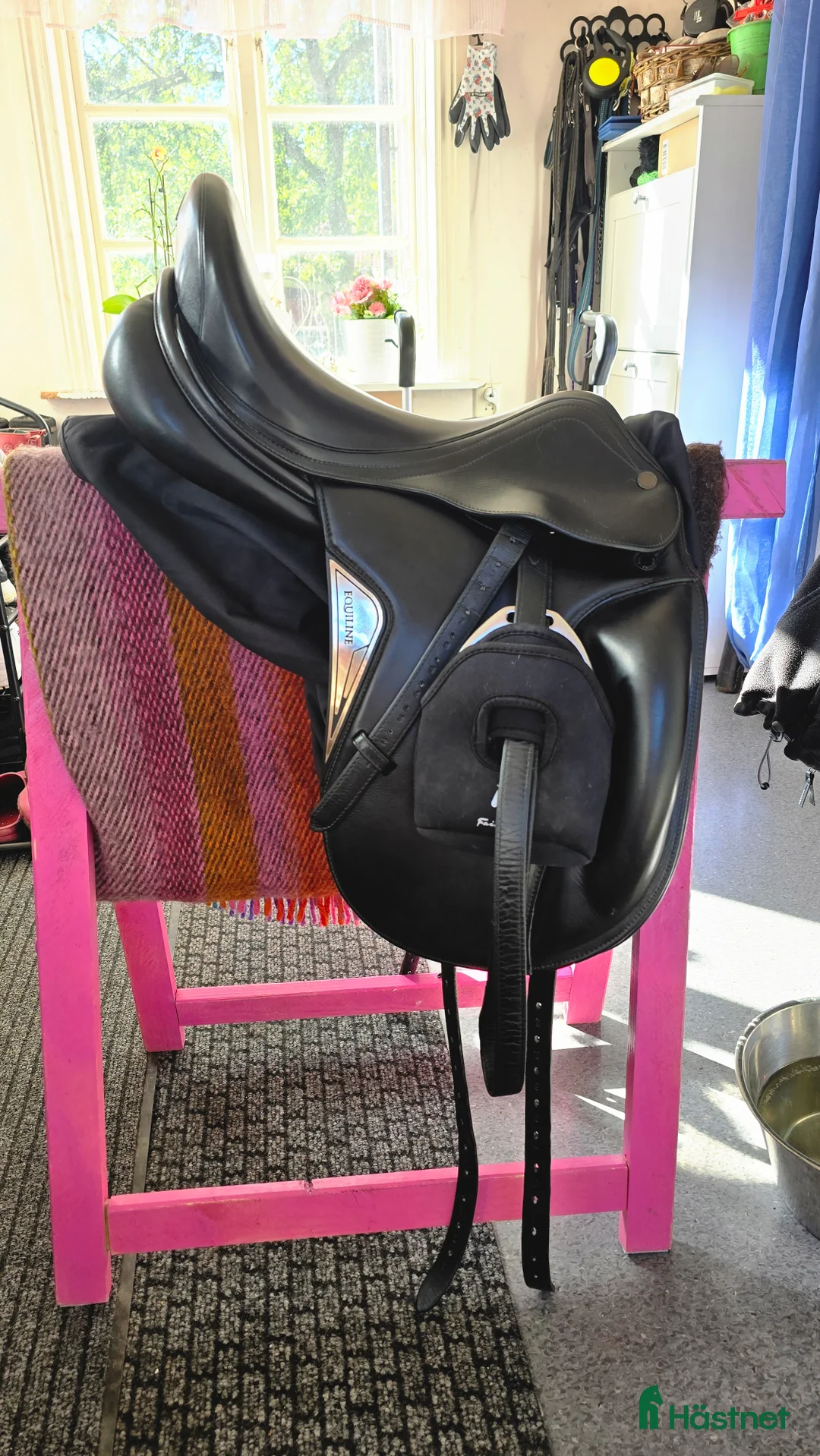 Sadlar hästutrustning till salu: Equiline dressyrsadel i Stora Sundby - Annons 1