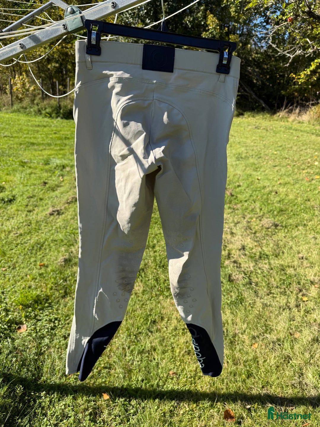 Ridbyxor ryttarutrustning till salu: Ridbyxor 36 Eqode Delma Ridbyxor Knee Equiline  i Sala - Annons 1