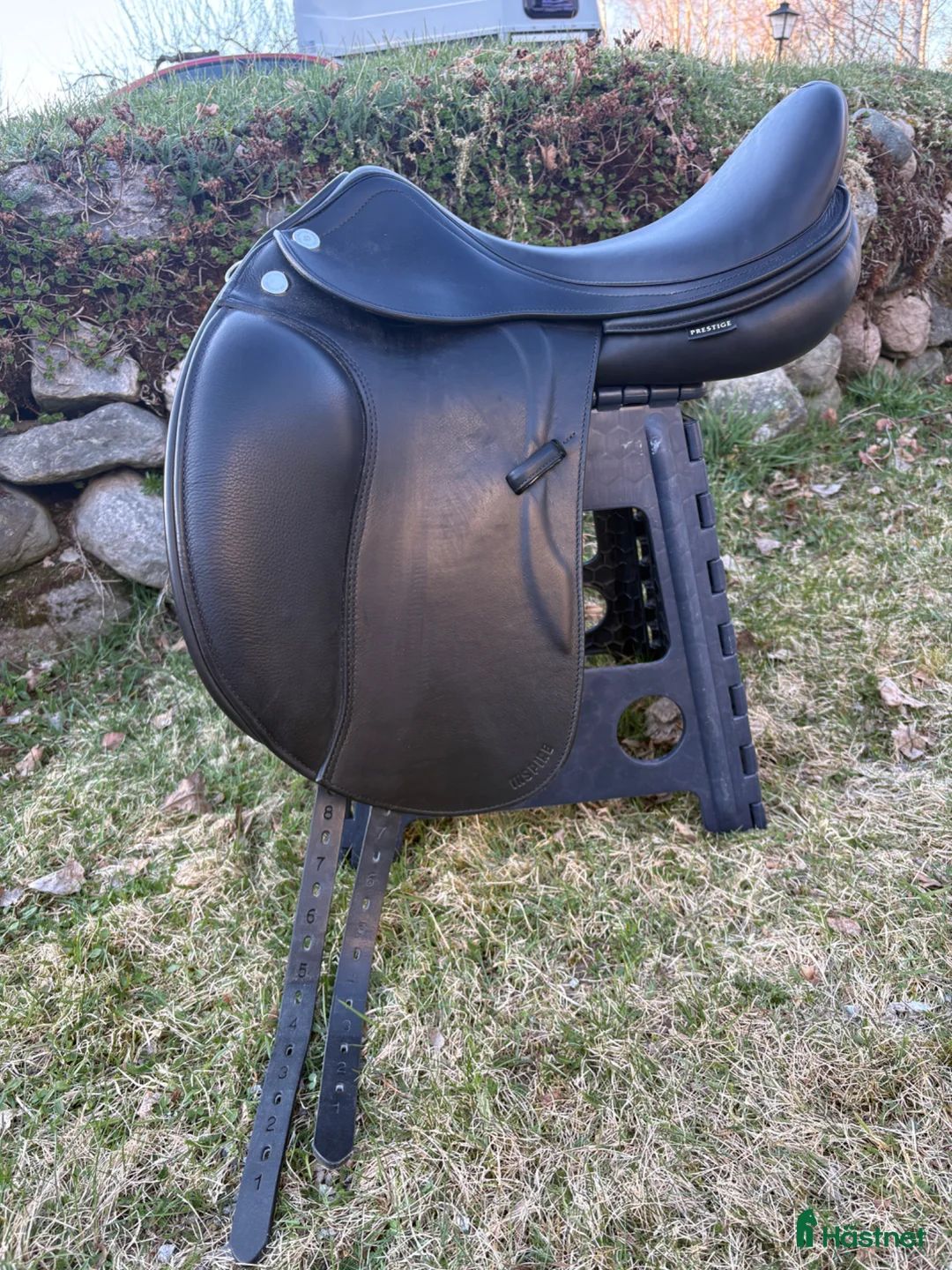 Sadlar hästutrustning till salu: Prestige Inspire 16” 34 L - Annons 2