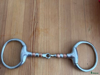 Bett hästutrustning till salu: Tränsbett 12,5 cm med kopparrullar i Lund - Annons 4