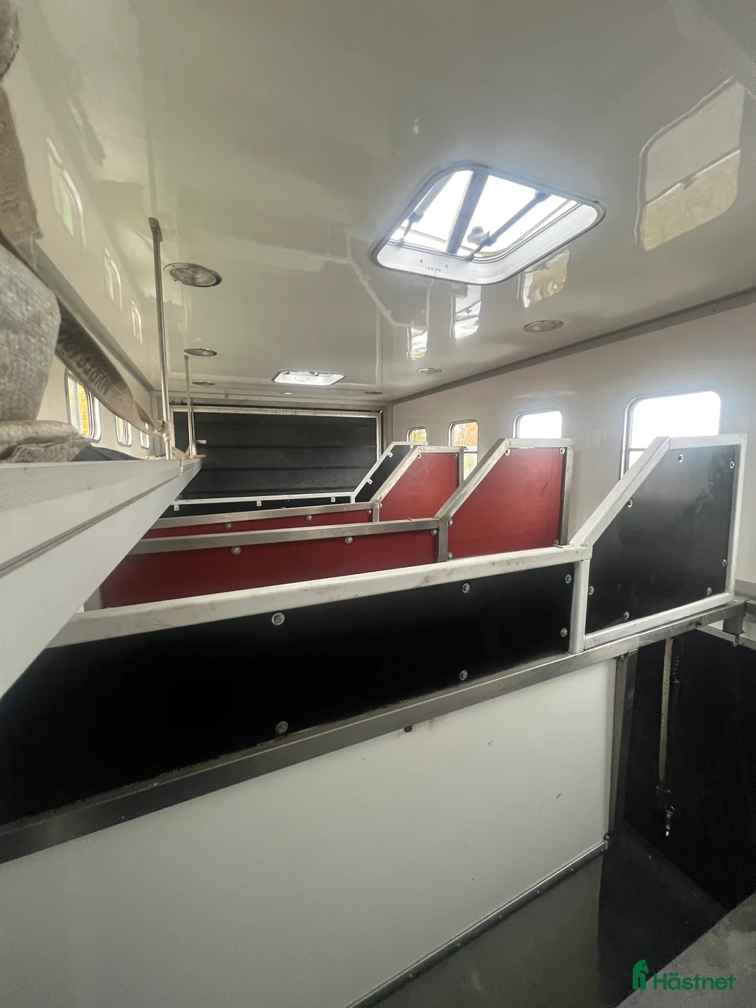 Hästlastbilar  fordon & transport till salu: Hästlastbil med stor bodel i Motala - Annons 9