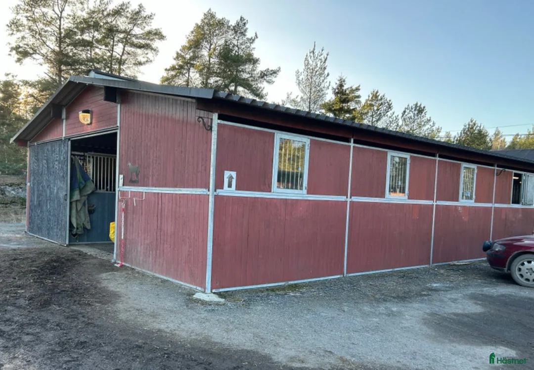  stallplats finnes: Uteboxar i Stav i Tungelsta - Annons 2