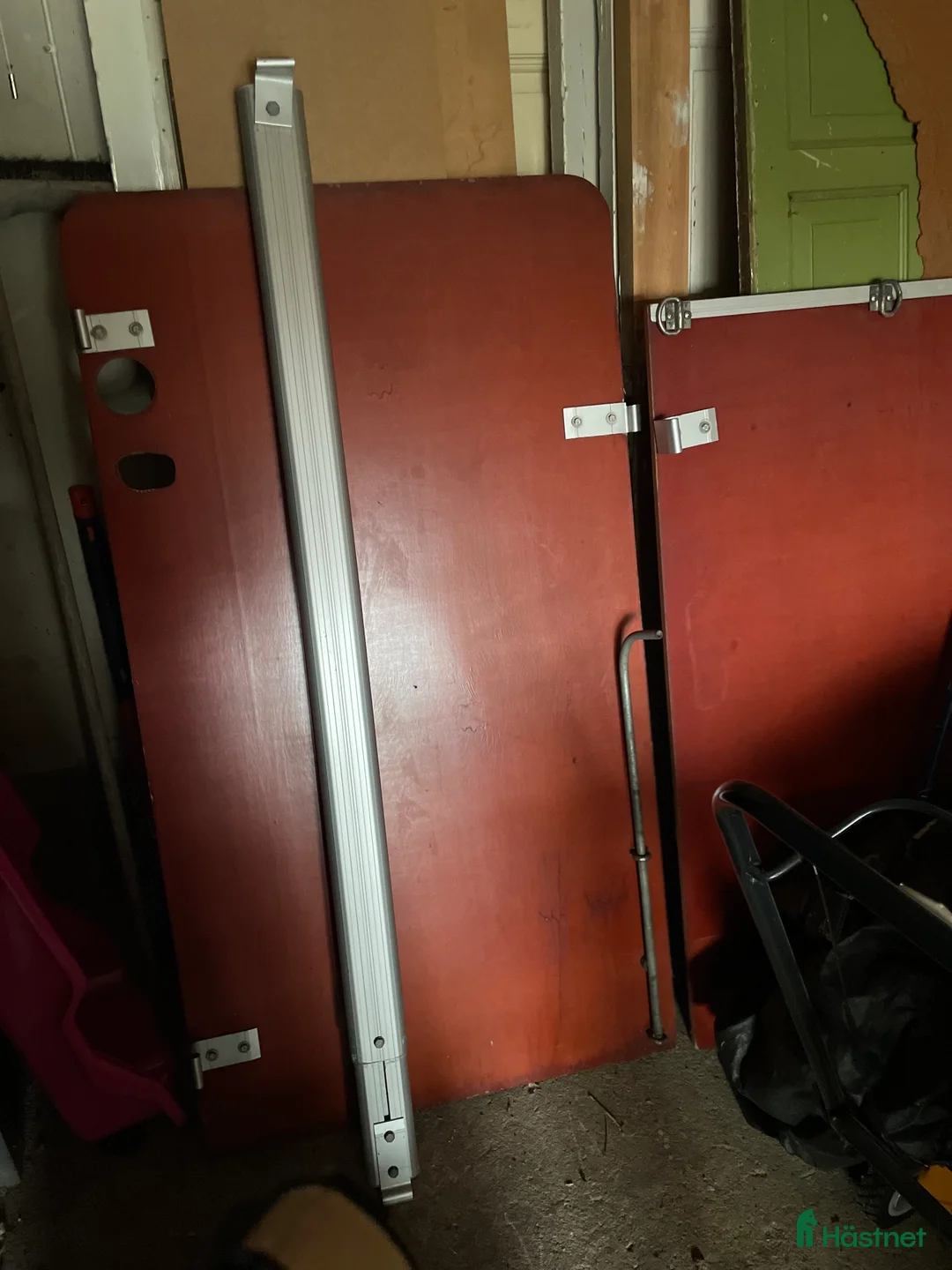 Hästtransporter  fordon & transport till salu: Dörrar och bom till Umesläp A30 års modell 2001 i Eskilstuna - Annons 4