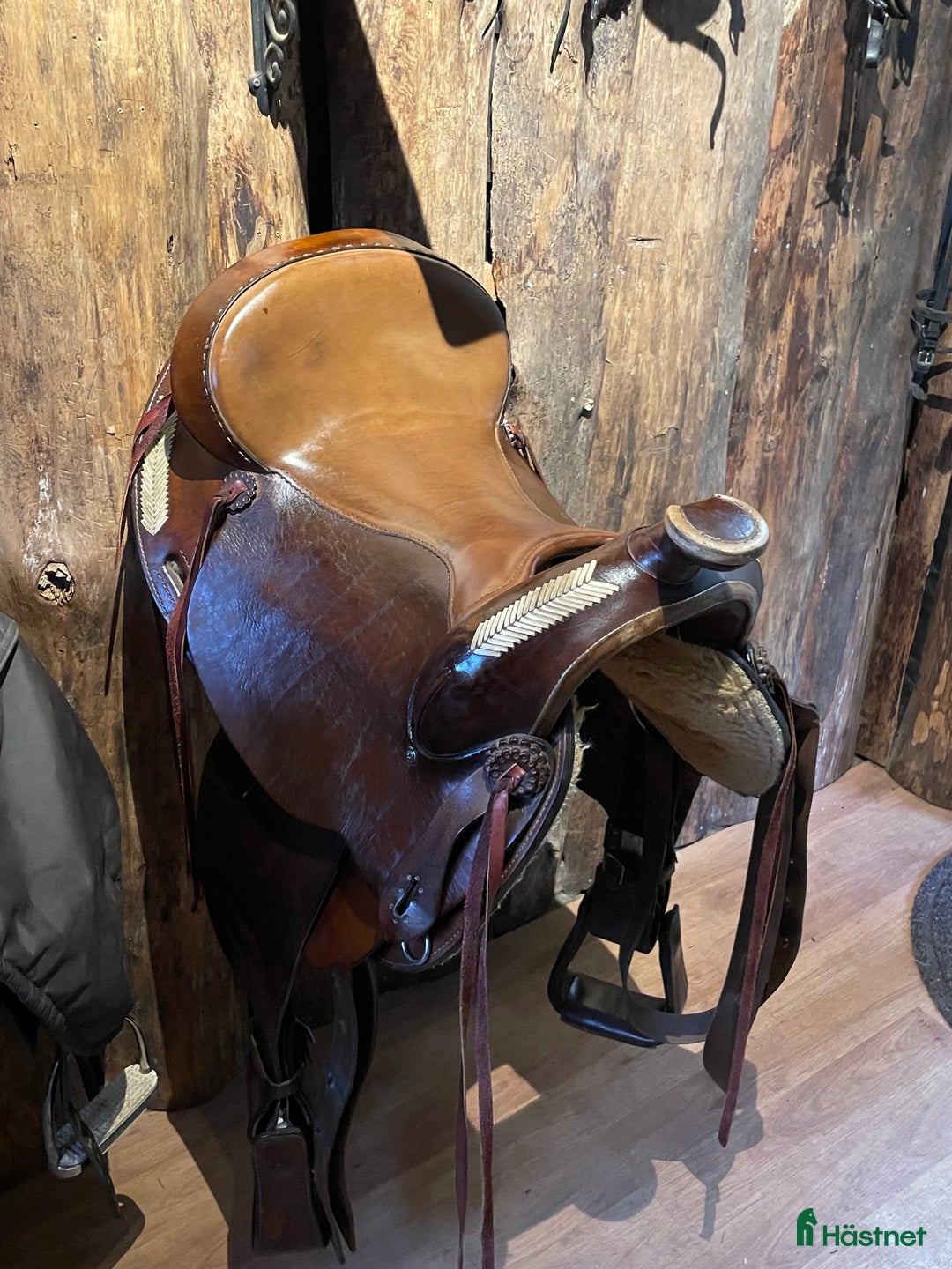 Sadlar hästutrustning till salu: Western sadel i Markaryd - Annons 3