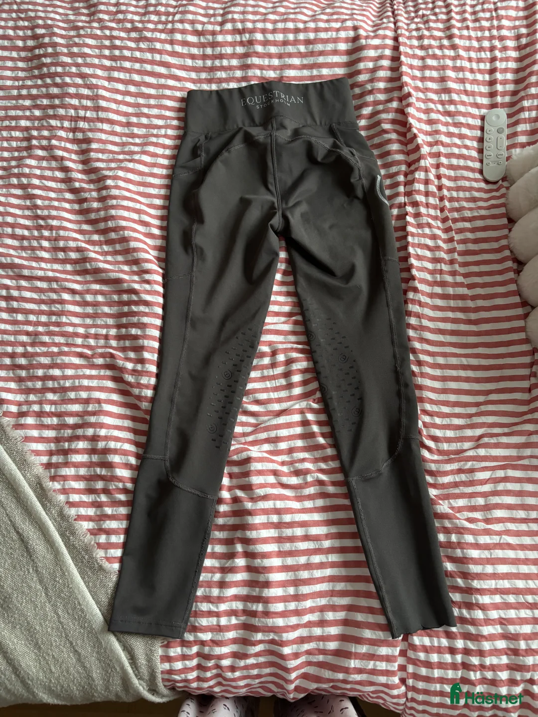 Ridbyxor ryttarutrustning till salu: Equestrian Stockholm ridbyxor - Annons 2