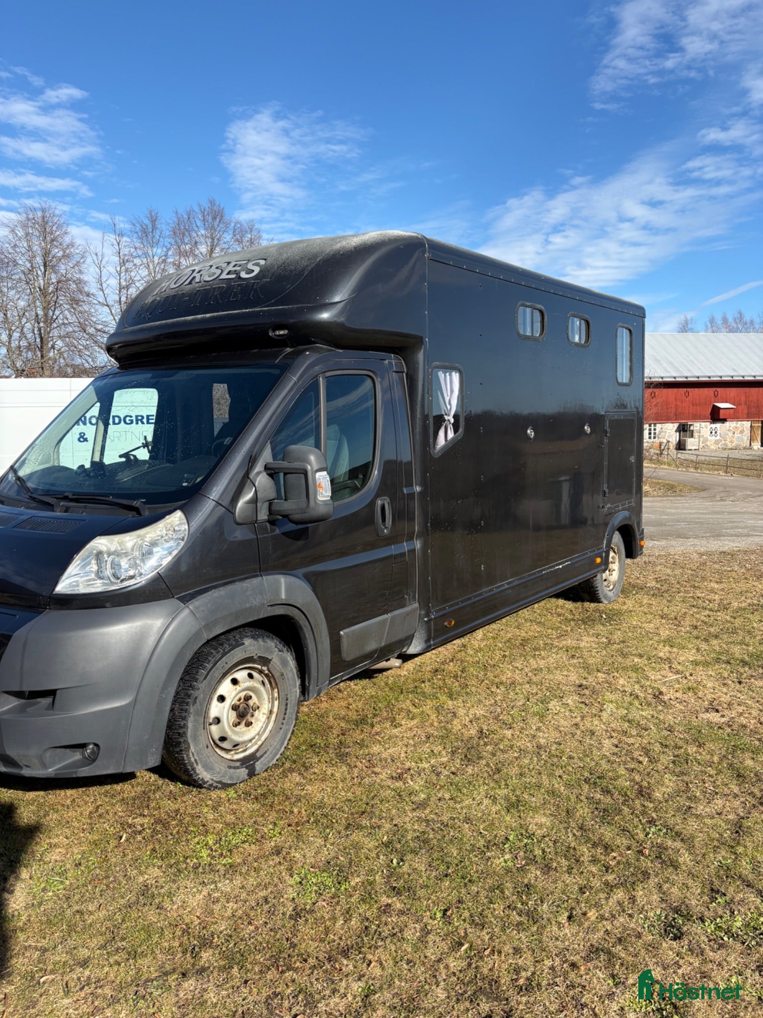 Hästlastbilar  fordon & transport till salu: 5 sitsig b-kortsbil  - Annons 1