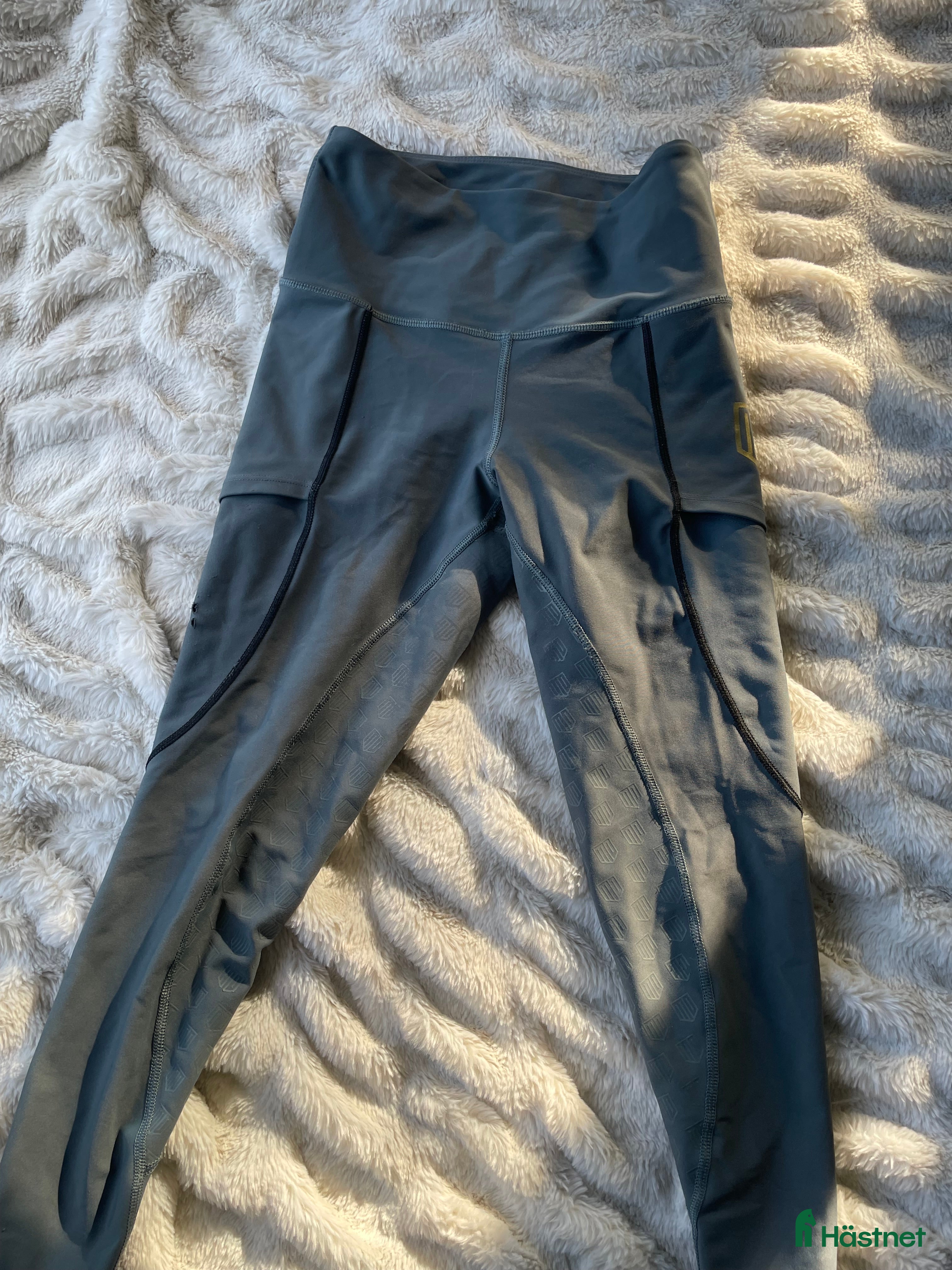 Ridbyxor ryttarutrustning till salu: Maya delorez Ridbyxor i Hagby - Annons 23