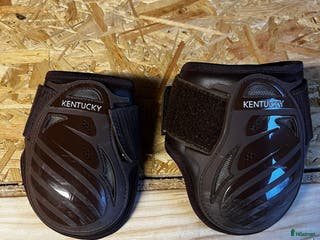 Benskydd hästutrustning till salu: Bakskydd i Kvicksund - Annons 19