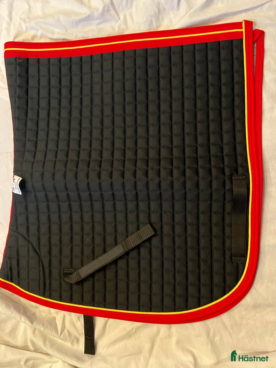 Schabrak & Vojlockar hästutrustning till salu: Mias dressyr och hopp schabrak i Lund - Annons 1