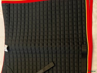 Schabrak & Vojlockar hästutrustning till salu: Mias dressyr och hopp schabrak i Lund - Annons 9