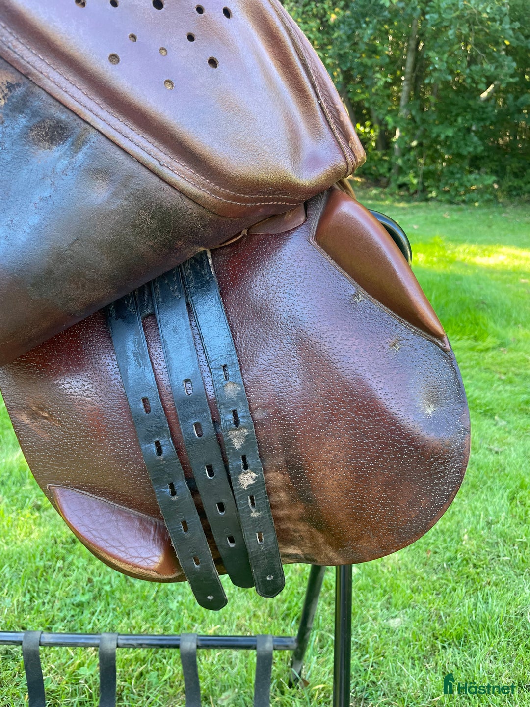 Sadlar hästutrustning till salu: Eric Tomas hoppsadel i Perstorp - Annons 3