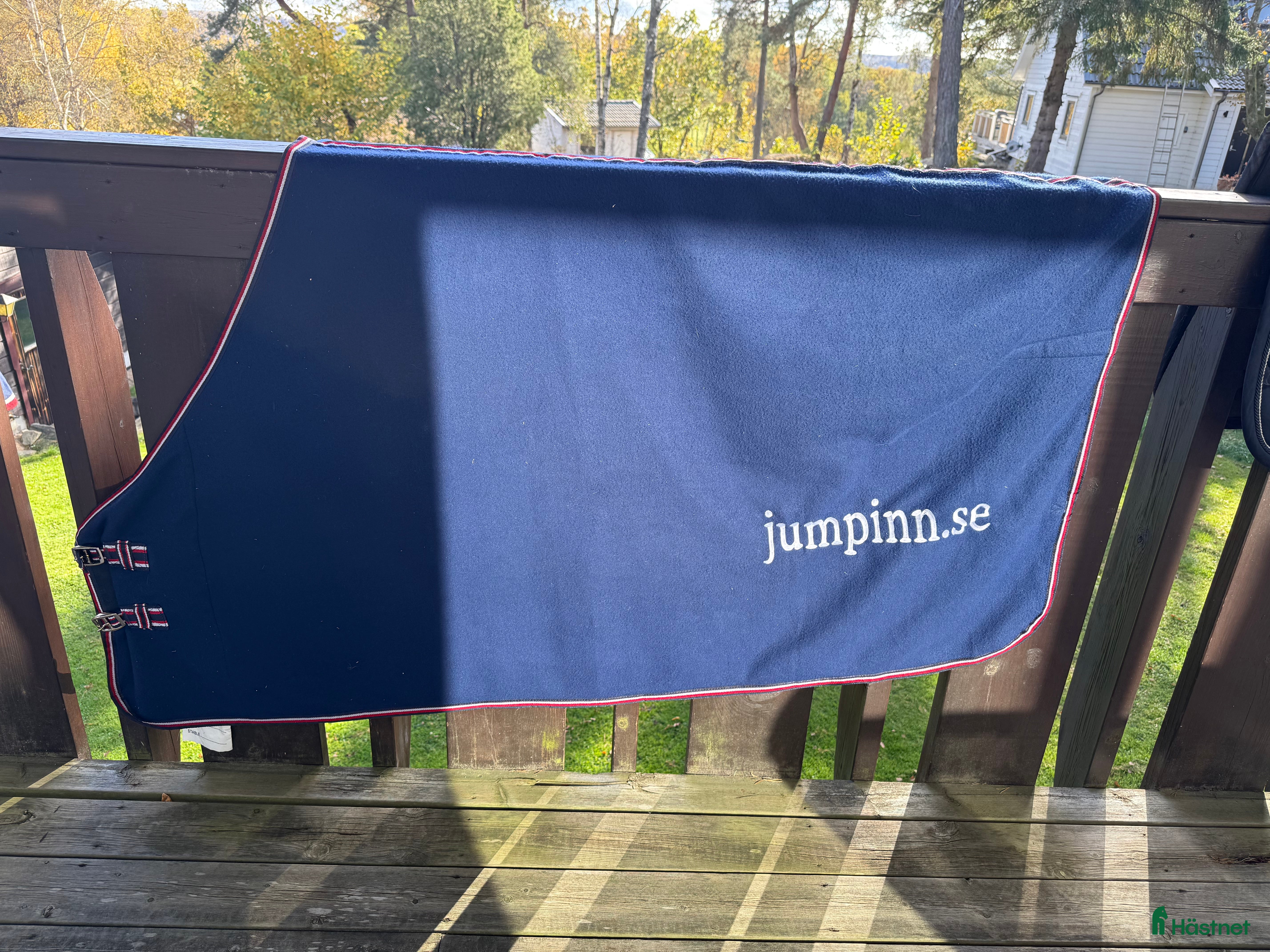 Täcken hästutrustning till salu: Olika täcken, fleece och Ländtäcke  i Lerum - Annons 3