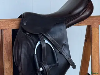 Sadlar hästutrustning Fin Amerigo hoppsadel - Annons 23