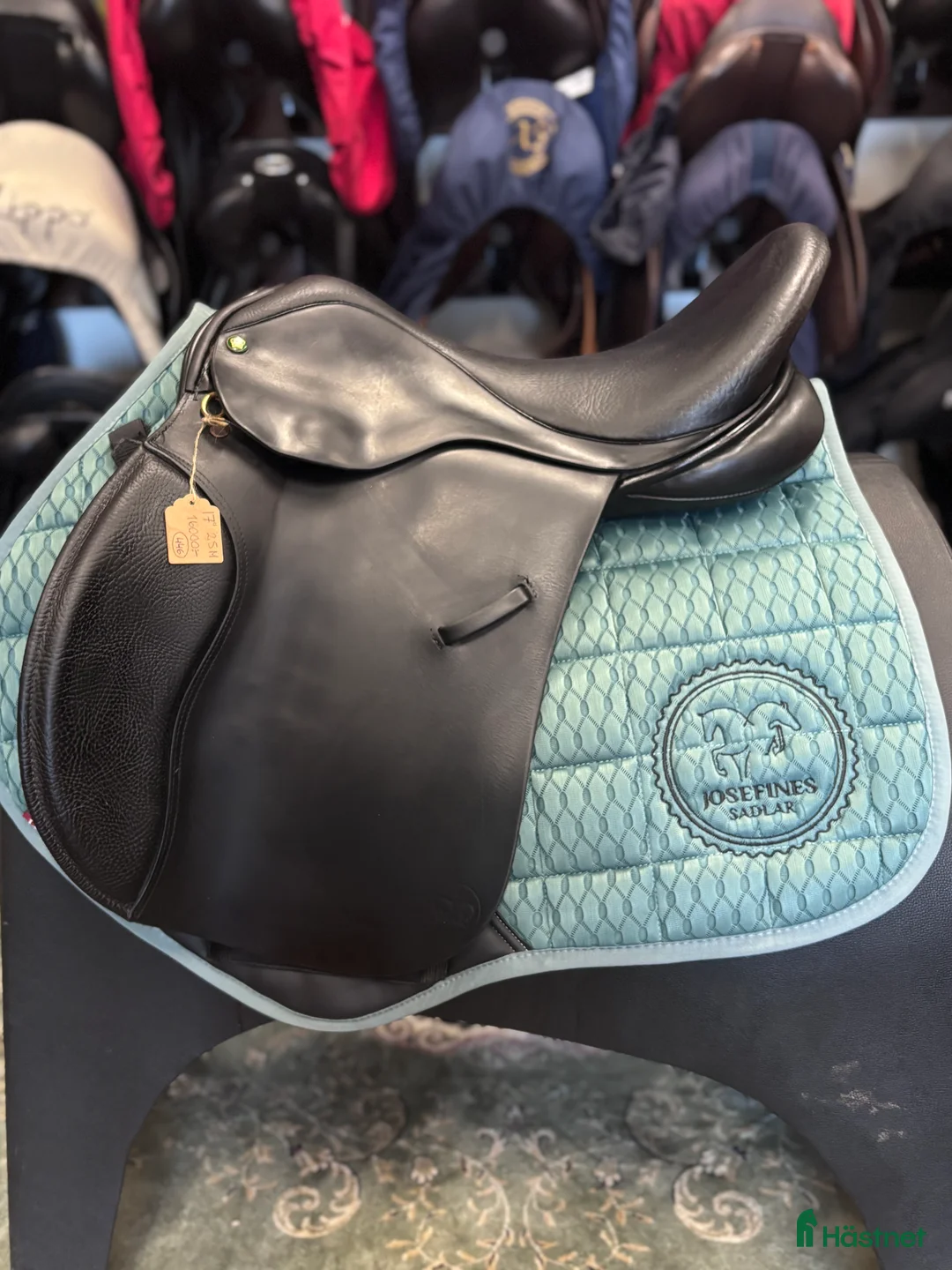 Sadlar hästutrustning till salu: Crown - Annons 1