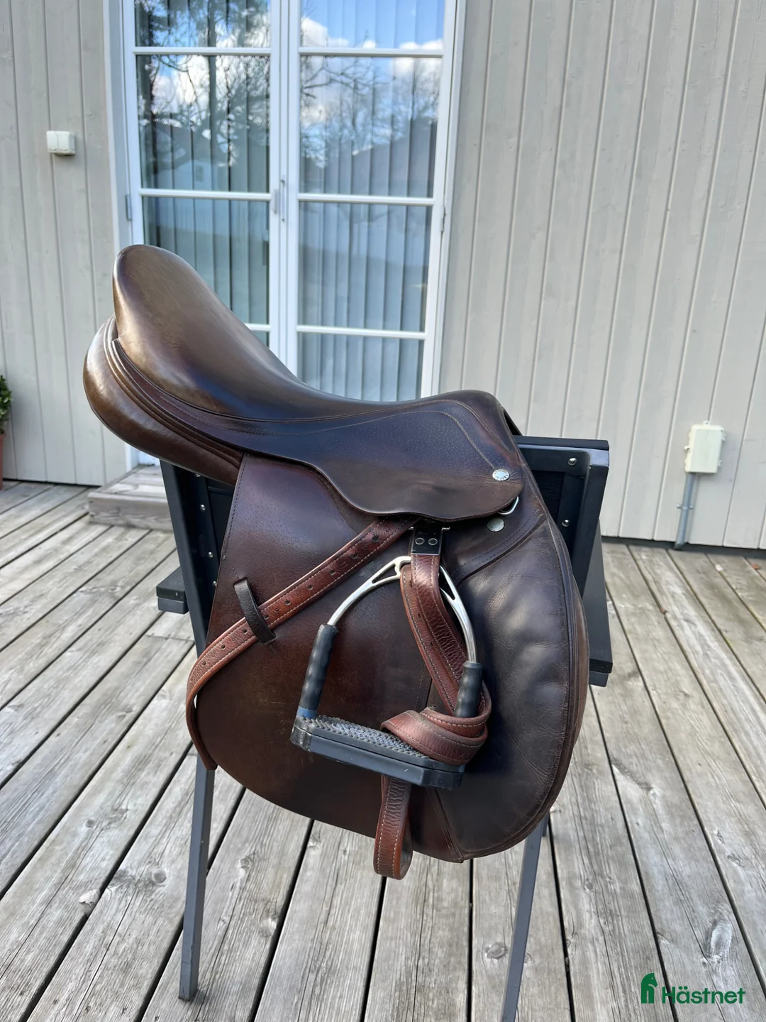 Sadlar hästutrustning till salu: Hoppsadel  - Annons 1