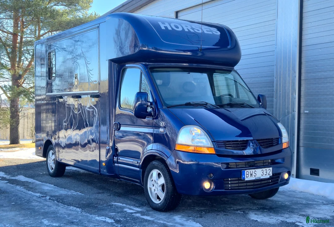 Hästlastbilar  fordon & transport till salu: FIn Hästlastbil  i Sigtuna - Annons 1