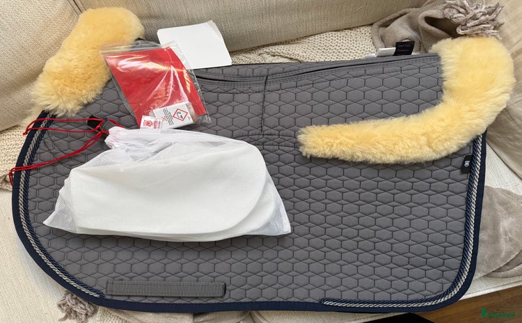 Schabrak & Vojlockar hästutrustning till salu i Ekeby - Annons 9