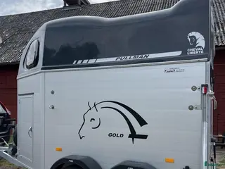 Hästtransporter fordon & transport till salu: Cheval Liberté Gold Pullman V2 med sadelkammare i Väderstad - Annons 7