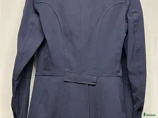 Övrigt Ridkläder ryttarutrustning till salu: Dressyrfrack Animo Italiensk 38a - Annons 4