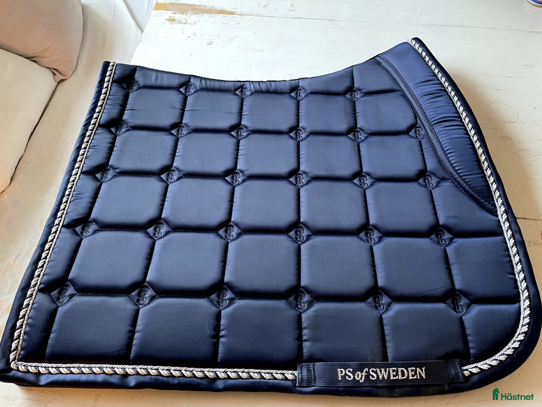 Schabrak & Vojlockar hästutrustning till salu: Dressyrschabrak PS of Sweden i Västra Frölunda - Annons 2