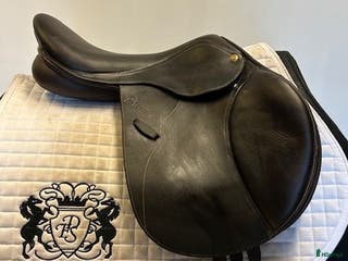 Sadlar hästutrustning till salu: Hoppsadel Pessoa Amo i Uppsala - Annons 2
