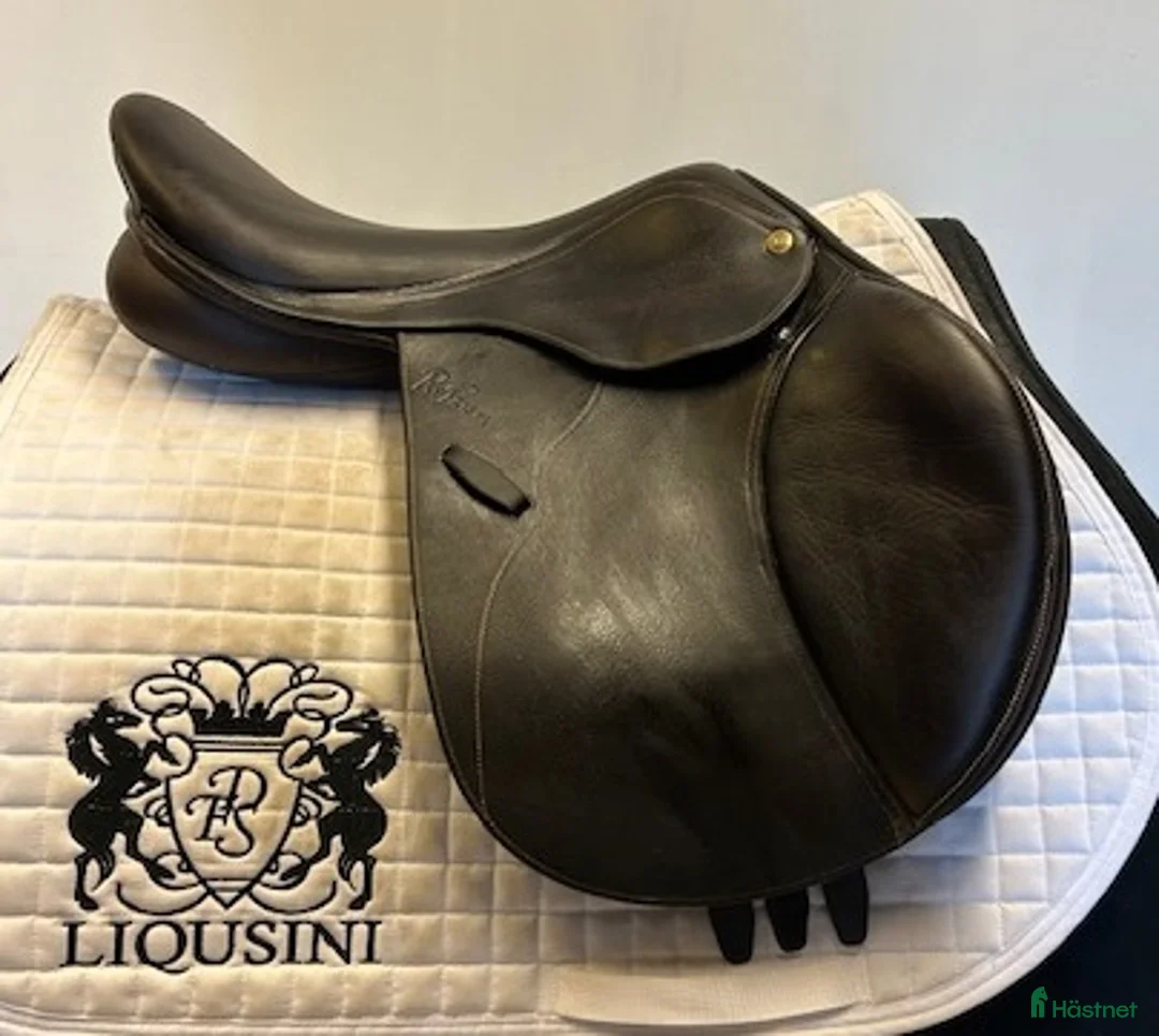 Sadlar hästutrustning till salu: Hoppsadel Pessoa Amo i Uppsala - Annons 1