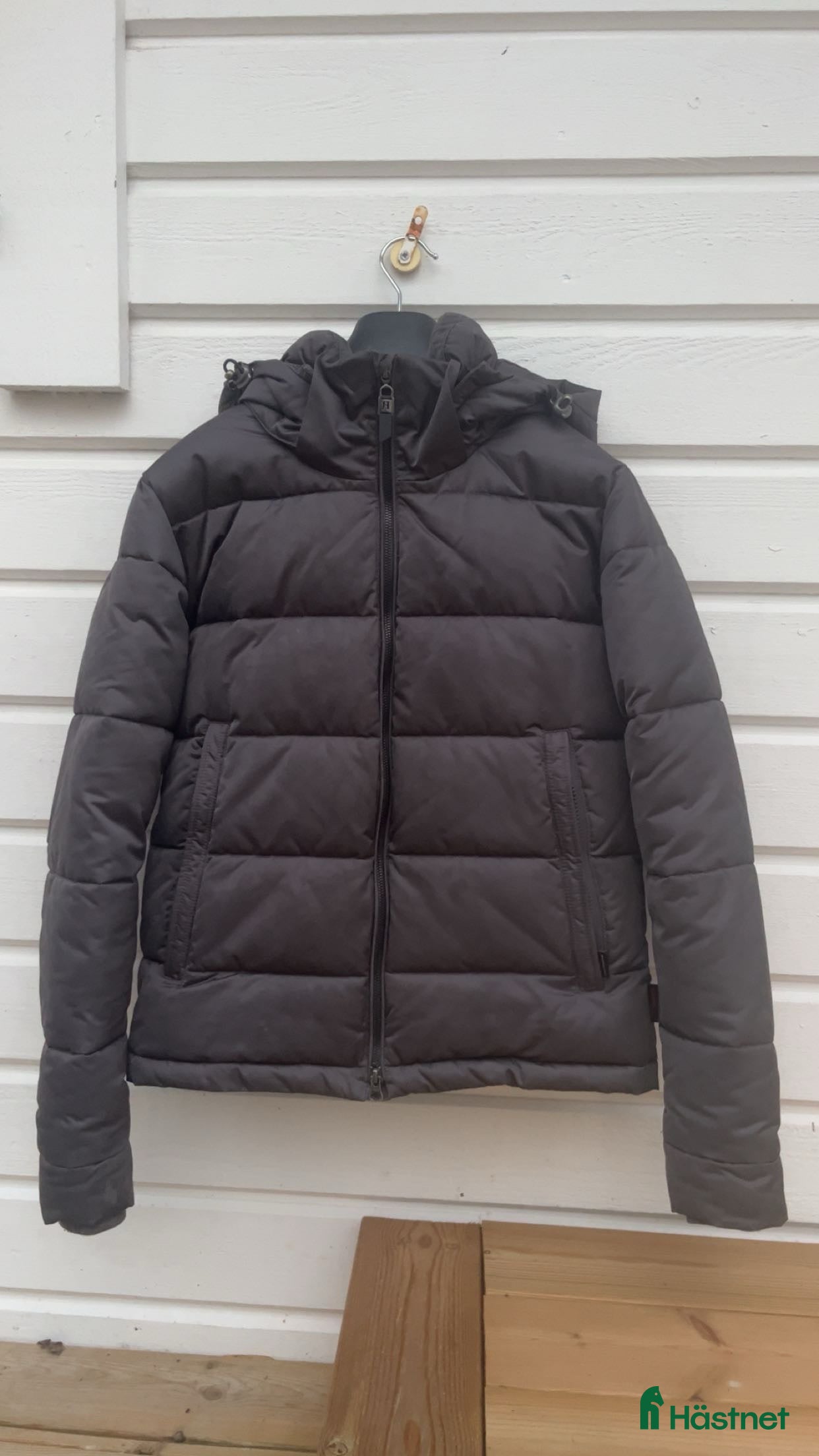 Jackor & Kavajer ryttarutrustning till salu: Vinterjacka till salu i Åkersberga - Annons 1