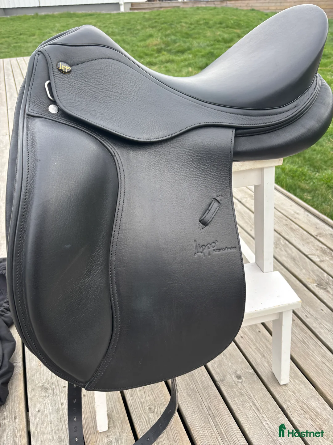 Sadlar hästutrustning till salu: Dressyrsadel, knappt använd!  - Annons 1