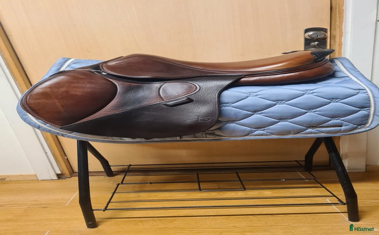 Sadlar hästutrustning till salu i Hamneda - Annons 10