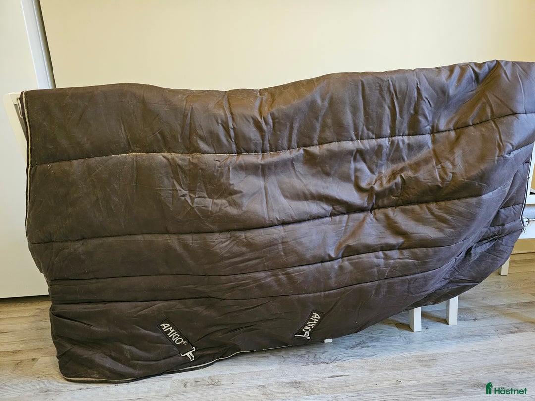 Täcken hästutrustning till salu: Amigo Insulator 550g i Norrtälje - Annons 4
