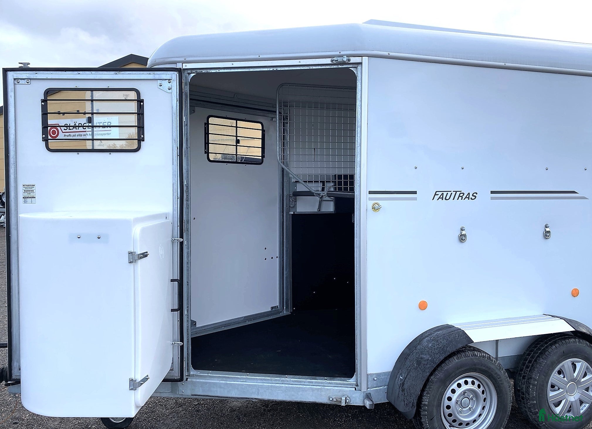 Hästtransporter  fordon & transport till salu: Fautras Promax - stadig o rymlig för stora hästar i Kvicksund - Annons 11