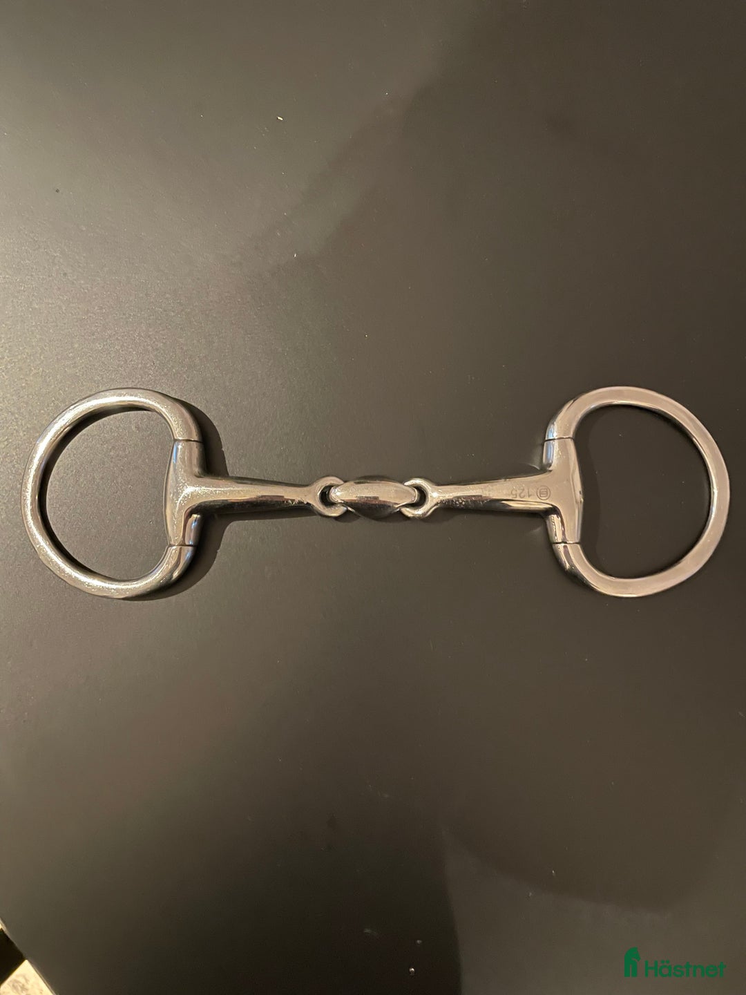 Bett hästutrustning till salu: Tredelat bett i Bankeryd - Annons 1