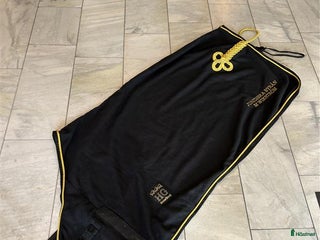 Täcken hästutrustning till salu: Horseguard täcke i nyskick i Stockholm - Annons 7