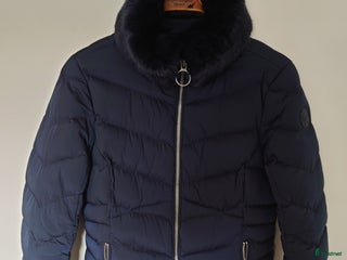 Jackor & Kavajer ryttarutrustning till salu: HVPolo dunjacka NY i Båstad - Annons 2