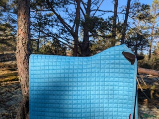 Schabrak & Vojlockar hästutrustning till salu: Le mieux schabrak i Stenhamra - Annons 1