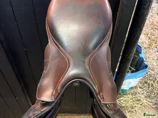 Sadlar hästutrustning Prestige Versailles i Frillesås - Annons 10