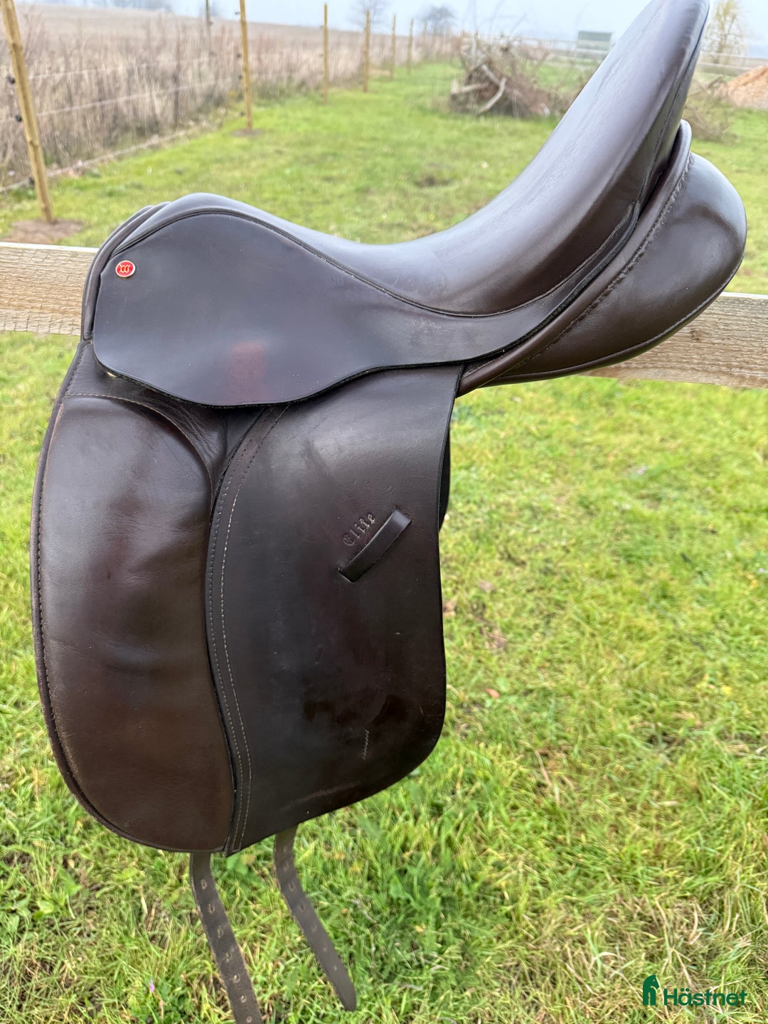 Sadlar hästutrustning till salu: Dressyrsadel ponny, Wellington 16” i Glemmingebro - Annons 1