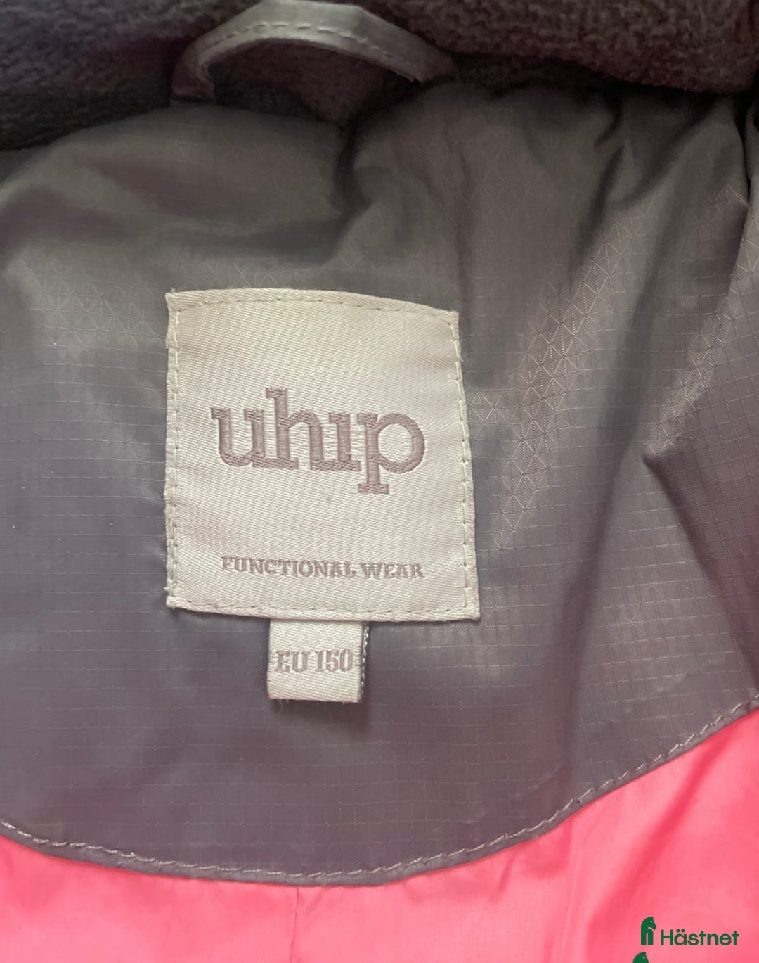 Jackor & Kavajer ryttarutrustning till salu: Uhip vinterjacka säljes i Norrköping - Annons 4