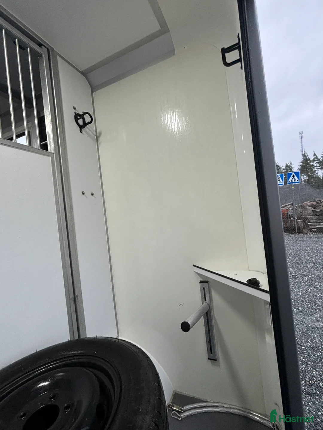 Hästlastbilar  fordon & transport till salu: STX 3-sits Stuteri Automat 2024 i Mariefred - Annons 7