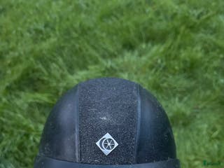 Hjälmar ryttarutrustning till salu: Säljes! i Haparanda - Annons 13