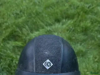 Hjälmar ryttarutrustning till salu: Säljes! i Haparanda - Annons 11