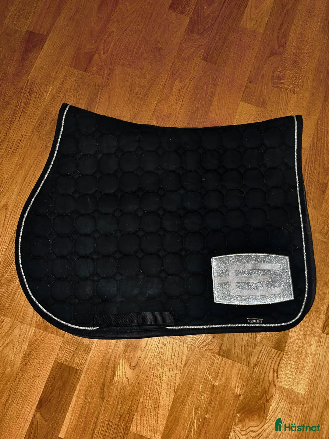 Schabrak & Vojlockar hästutrustning till salu: Elogga schabrak  - Annons 1