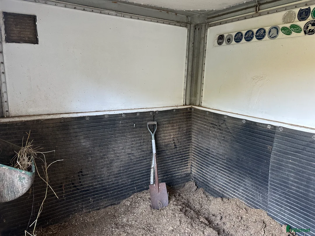 Stallinredning, stängsel & gård övrig utrustning till salu: Ponnystall bortskänkes - Annons 2