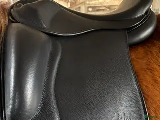Sadlar hästutrustning Mycket fin Töltrider Glampi sadel - Annons 2