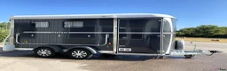 Hästtransporter  fordon & transport till salu: Fautras Oblic demo-ex Stor sadelkammare m sovplats - Annons 4