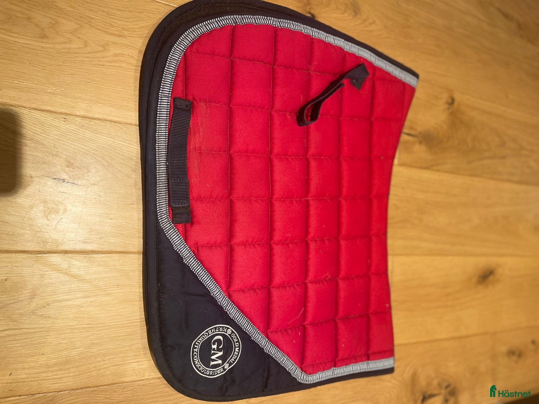 Schabrak & Vojlockar hästutrustning till salu: Olika schabrak tillsalu i Dannike - Annons 11