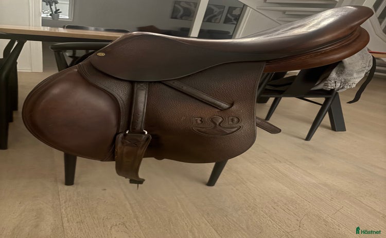 Sadlar hästutrustning till salu i Nybro - Annons 3