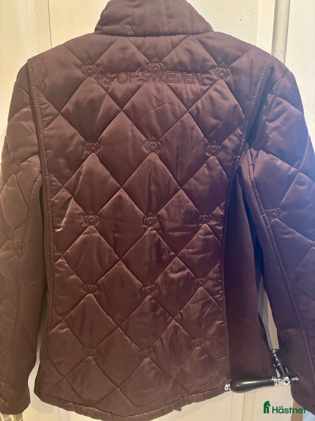 Jackor & Kavajer ryttarutrustning till salu: PS ridjacka vinröd i Vännäs - Annons 2