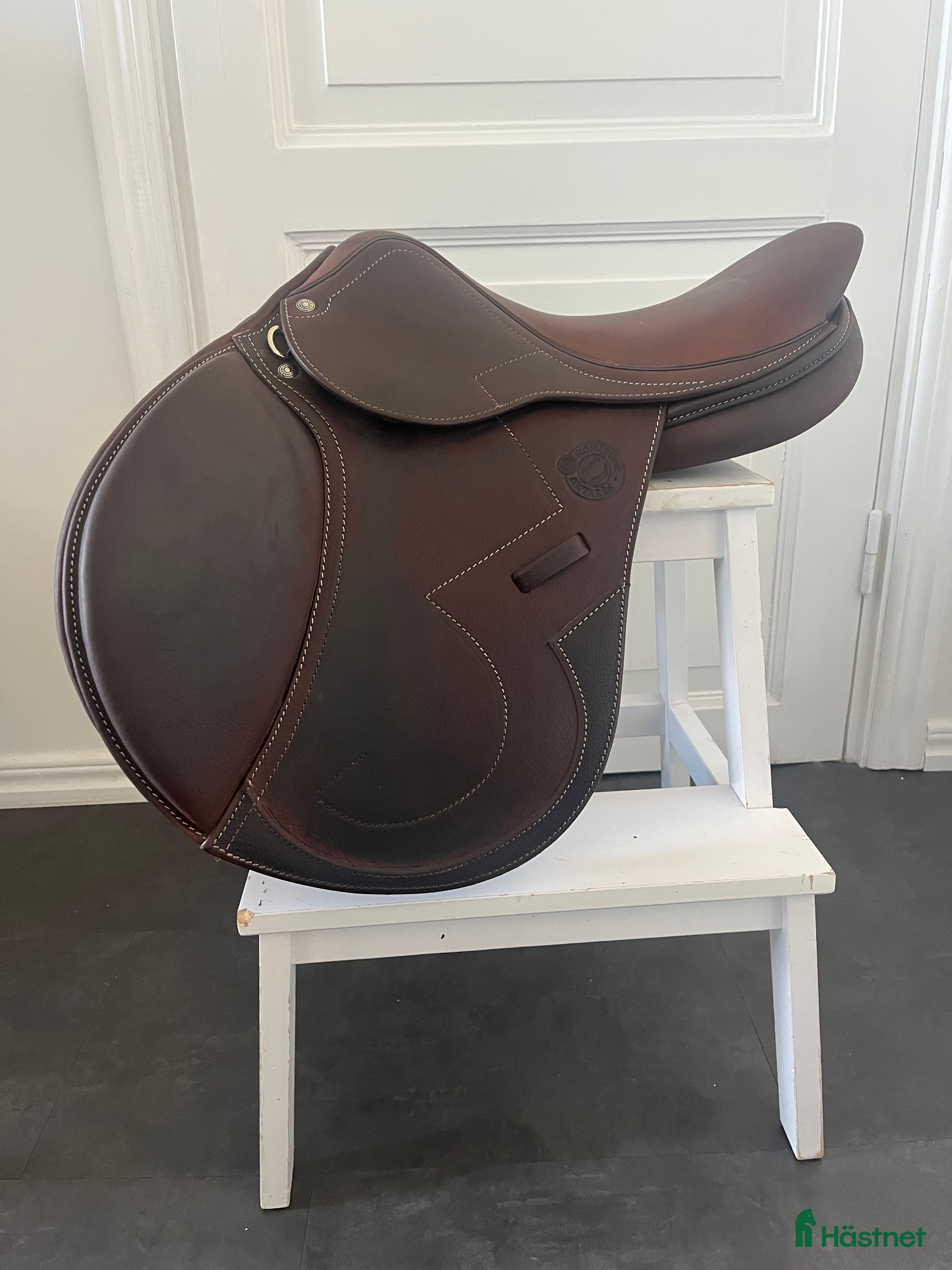 Sadlar hästutrustning till salu: Antares Signature i Ingelstad - Annons 6