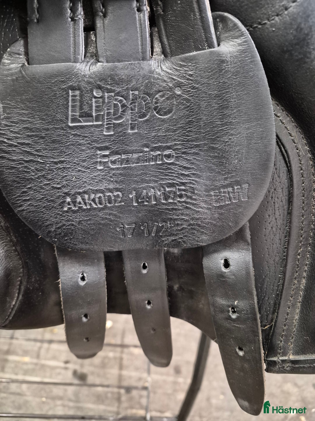 Sadlar hästutrustning till salu: Svart Lippo Fazzino  i Sundsvall - Annons 6